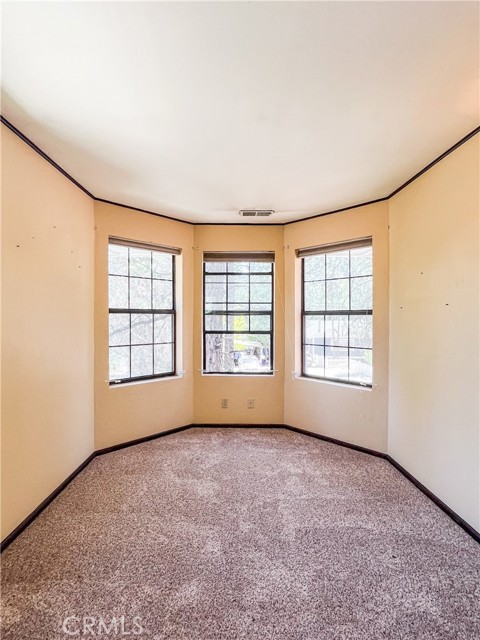 1125 Hemlock Lane, Big Bear City CA: https://media.crmls.org/medias/ac5726b9-3dd2-4863-a07e-fa95808b2d24.jpg