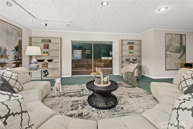Detail Gallery Image 15 of 22 For 1510 E Del Mar Bld, Pasadena,  CA 91106 - 4 Beds | 2 Baths