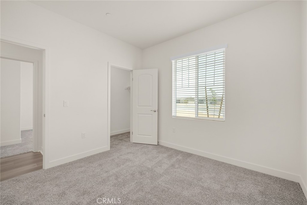 MLS #SW26100883 image #3
