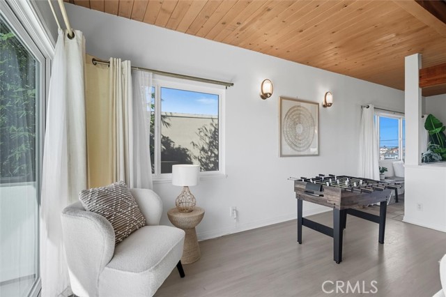 1734 Van Horne Lane, Redondo Beach, California 90278, 4 Bedrooms Bedrooms, ,Residential,For Sale,Van Horne,SB25214024