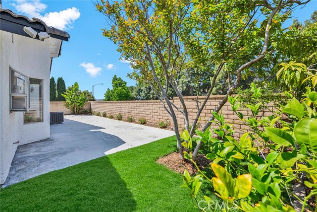 3401 Mountainside Circle, Corona CA: https://media.crmls.org/medias/ac5cc8f6-f364-43b4-ba71-7a6ea7b6e0f9.jpg