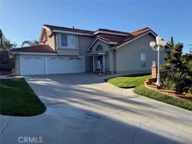 Detail Gallery Image 2 of 51 For 2000 Citrus Wood, Riverside,  CA 92503 - 4 Beds | 3 Baths