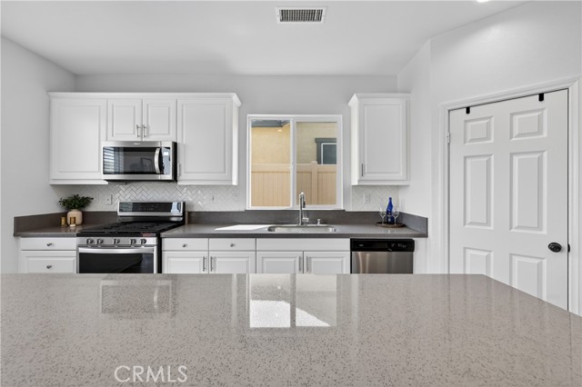 Detail Gallery Image 17 of 45 For 3180 Stargazer St, Hemet,  CA 92543 - 3 Beds | 2 Baths