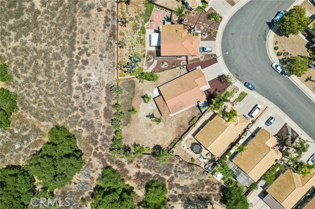 24318 Via Las Junitas, Murrieta CA: https://media.crmls.org/medias/ac5de193-62e1-4f79-8946-954fd9ca8eb8.jpg