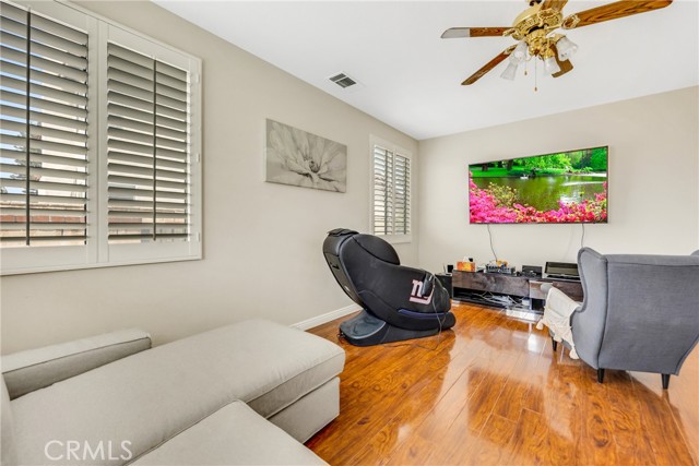 870 E Bermuda Dunes Court, Ontario CA: https://media.crmls.org/medias/ac5e6af2-0733-419e-b026-60766df2daef.jpg