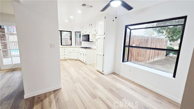 Detail Gallery Image 28 of 59 For 7001 Margaret Ct, Bakersfield,  CA 93309 - 4 Beds | 2 Baths