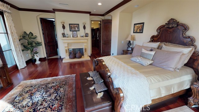 Detail Gallery Image 15 of 30 For 903 10th St, Manhattan Beach,  CA 90266 - 6 Beds | 7 Baths