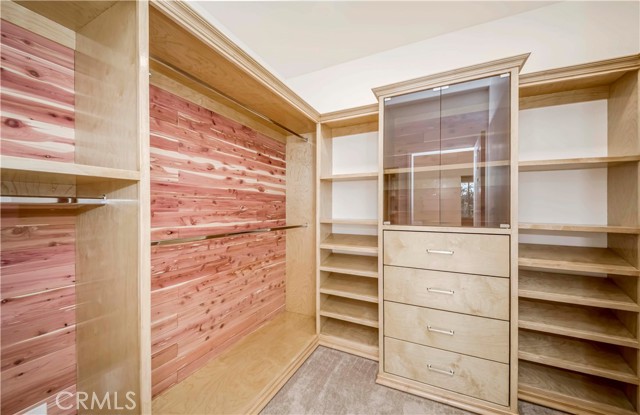 5338 S Chariton Avenue, Ladera Heights CA: https://media.crmls.org/medias/ac60f5dc-fdcd-447d-98af-85012f39d94f.jpg