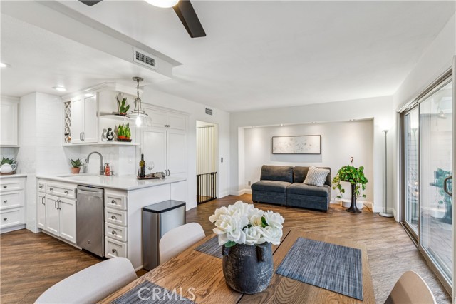 Detail Gallery Image 18 of 37 For 135 E Cypress Ave, Redlands,  CA 92373 - 3 Beds | 2/1 Baths