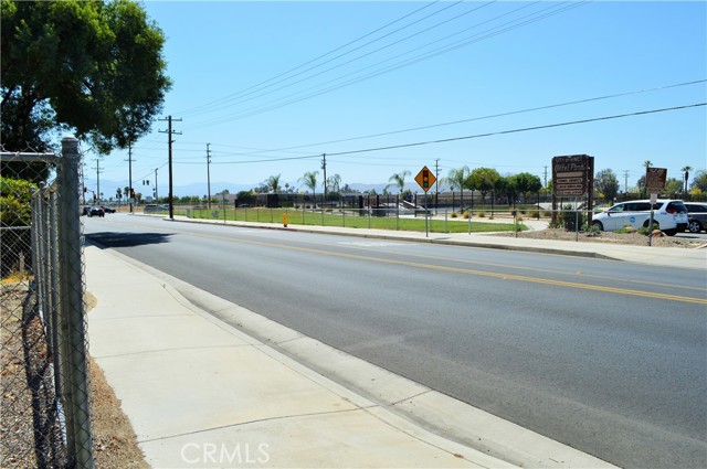 Detail Gallery Image 63 of 68 For 2750 W Devonshire Ave, Hemet,  CA 92545 - 3 Beds | 2 Baths