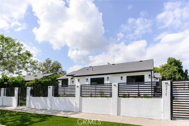 Detail Gallery Image 10 of 36 For 6219 Sylvia Ave, Tarzana,  CA 91335 - 3 Beds | 2 Baths