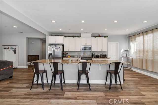 Detail Gallery Image 22 of 44 For 31109 Rose Arbor Ct, Murrieta,  CA 92563 - 5 Beds | 3 Baths