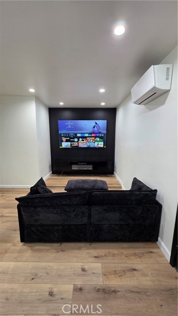 Detail Gallery Image 2 of 7 For 7047 1/2 Nestle Ave, Reseda,  CA 91335 - 1 Beds | 1 Baths