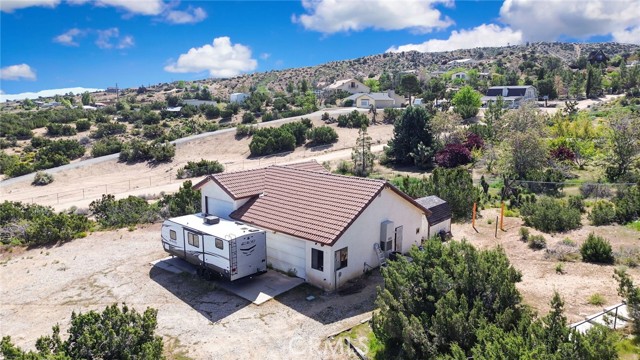 Image 57 of 67 For 2929 Snow Line