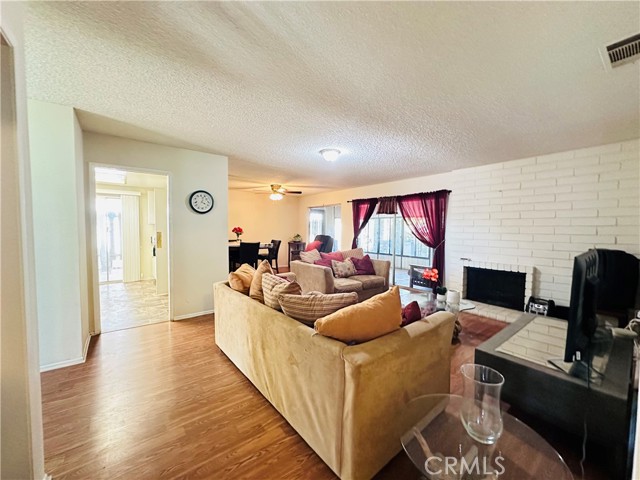 Detail Gallery Image 16 of 53 For 27358 Comwell St, Menifee,  CA 92586 - 2 Beds | 2 Baths