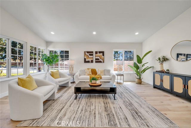 14181 Moore Ct., Irvine CA: https://media.crmls.org/medias/ac666909-db03-4cdd-99ef-4956b7a364a0.jpg