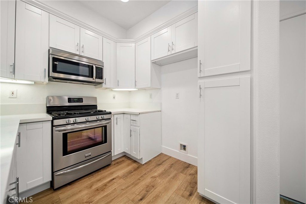 MLS #OC25160975 image #10