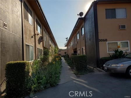 Detail Gallery Image 2 of 13 For 3060 Vineland Ave #7,  Baldwin Park,  CA 91706 - 2 Beds | 1 Baths