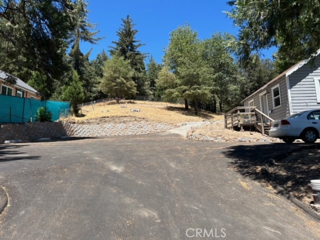 24060 Lake Drive, Crestline, California 92325, ,Commercial Lease,For Rent,24060 Lake Drive,CREV24171116