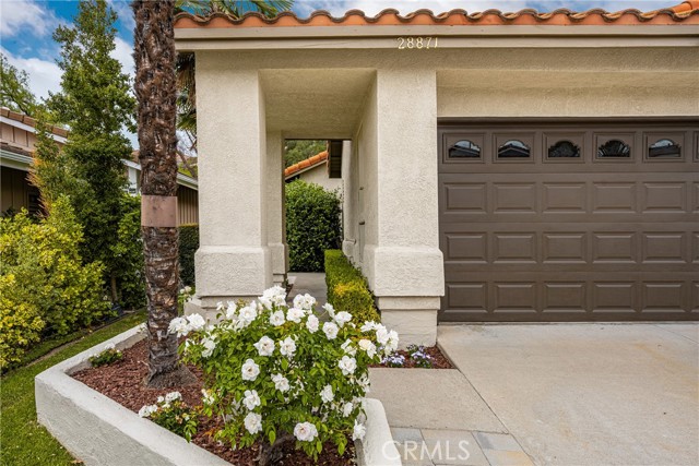 Image 4 of 63 For 28871 Oakview