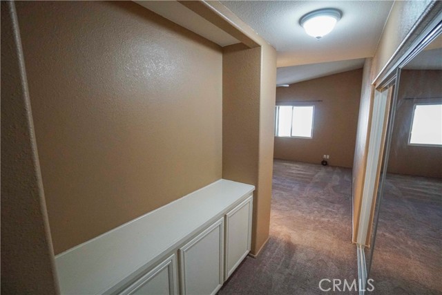 Detail Gallery Image 6 of 17 For 12691 Appian Ave, Victorville,  CA 92395 - 3 Beds | 2 Baths