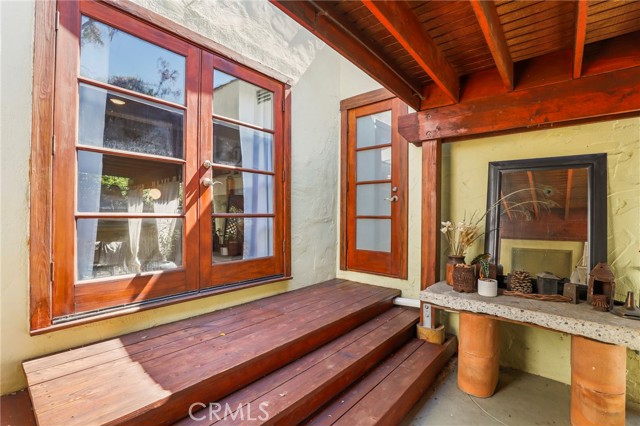 Detail Gallery Image 27 of 39 For 1619 S Curson, Los Angeles,  CA 90019 - 3 Beds | 2 Baths