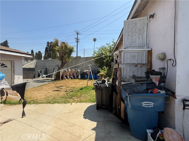 4041 Eagle Street, Los Angeles CA: https://media.crmls.org/medias/ac6b5ac2-5acc-4c36-b1a8-4d94e2ae6fd5.jpg