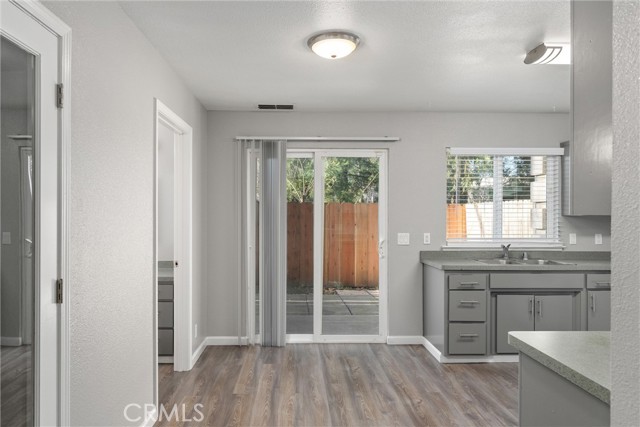 Detail Gallery Image 16 of 24 For 2159 Elm St #1,  Chico,  CA 95928 - 4 Beds | 2 Baths