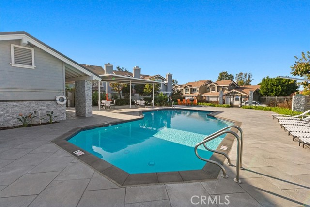 13562 Mahogany Place, Tustin CA: https://media.crmls.org/medias/ac6cf68b-8911-4be7-a69d-6d094de639d0.jpg
