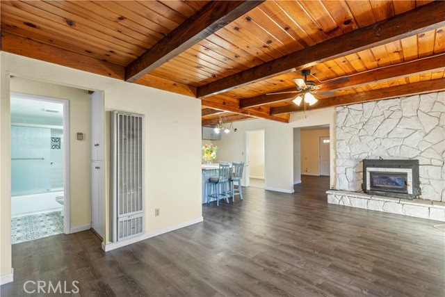 Detail Gallery Image 24 of 41 For 27900 Bear Valley Rd, Tehachapi,  CA 93561 - 3 Beds | 2/1 Baths