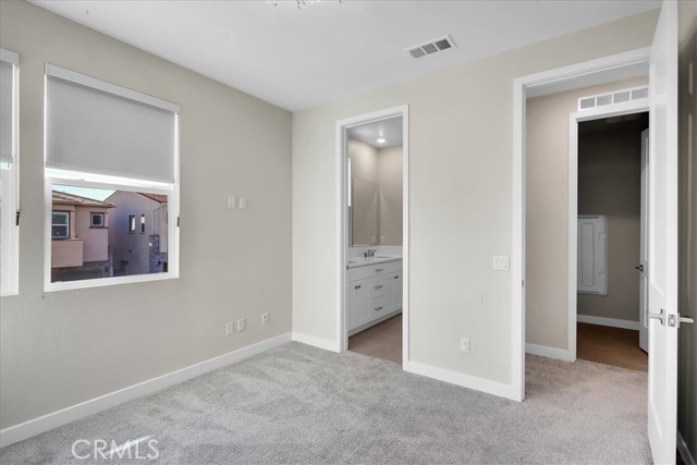 670 Athos, Lake Forest CA: https://media.crmls.org/medias/ac6f9a53-e639-4b1a-9485-f0b979d0cd70.jpg