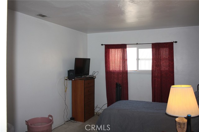 6400 Tournament Drive, Jurupa Valley CA: https://media.crmls.org/medias/ac6fefe0-eaaa-4b88-aebe-f5340b530cbf.jpg