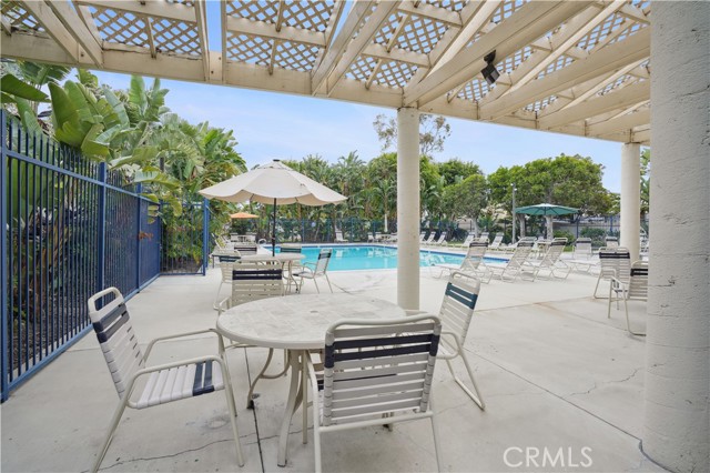 1027 W Rainbow Falls Way, Orange CA: https://media.crmls.org/medias/ac700c56-c9bd-4092-b0ce-39f3670254d5.jpg