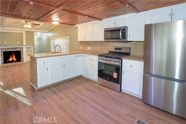 Detail Gallery Image 2 of 13 For 547 Alden #27,  Big Bear Lake,  CA 92315 - 2 Beds | 1 Baths