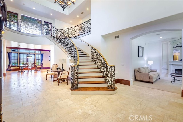 Image 4 of 74 For 25532 Oak Meadow Drive