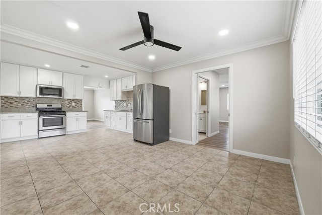 Detail Gallery Image 12 of 28 For 1647 N Lake, Ontario,  CA 91764 - 3 Beds | 2 Baths