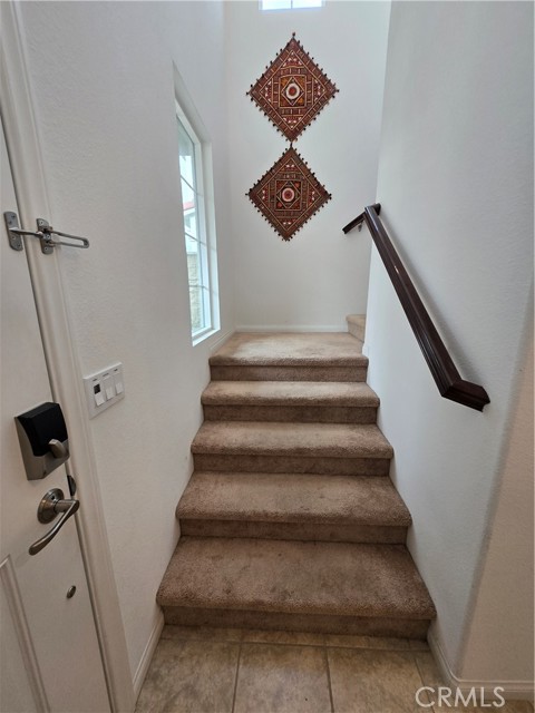 Detail Gallery Image 10 of 24 For 15168 Ridge Ln, Fontana,  CA 92336 - 3 Beds | 2 Baths