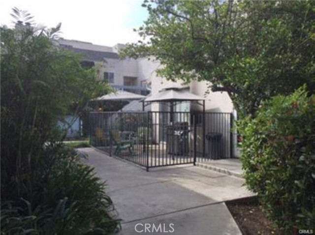 18411 HATTERAS, Tarzana CA: https://media.crmls.org/medias/ac72d5d5-9c0a-484d-b1a5-79b25be5a49b.jpg