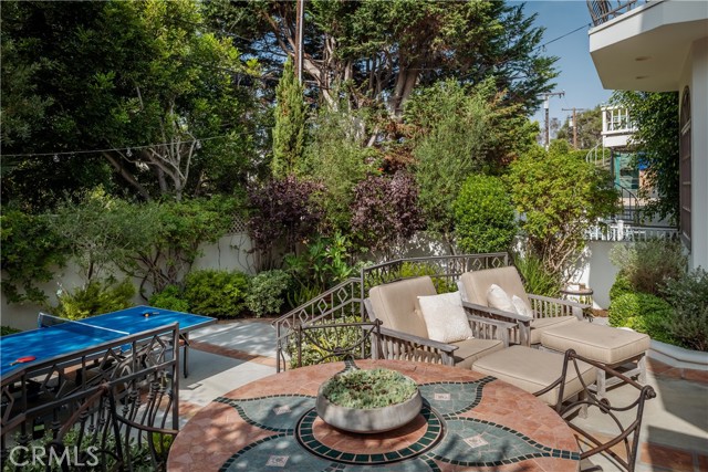 2001 Agnes Rd, Manhattan Beach, California 90266, 5 Bedrooms Bedrooms, ,4 BathroomsBathrooms,Residential,For Sale,Agnes Rd,SB25239453 2001 Agnes Rd, Manhattan Beach, California 90266, 5 Bedrooms Bedrooms, ,4 BathroomsBathrooms,Residential,For Sale,Agnes Rd,SB25239453