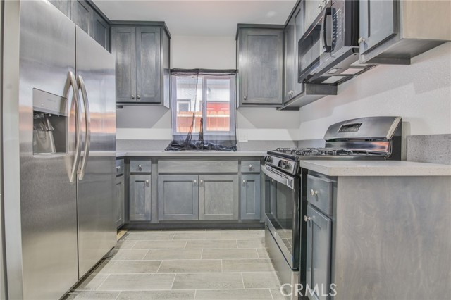 1964 E 114th Street, Los Angeles CA: https://media.crmls.org/medias/ac732201-e904-4b50-870f-a24a83432aa9.jpg