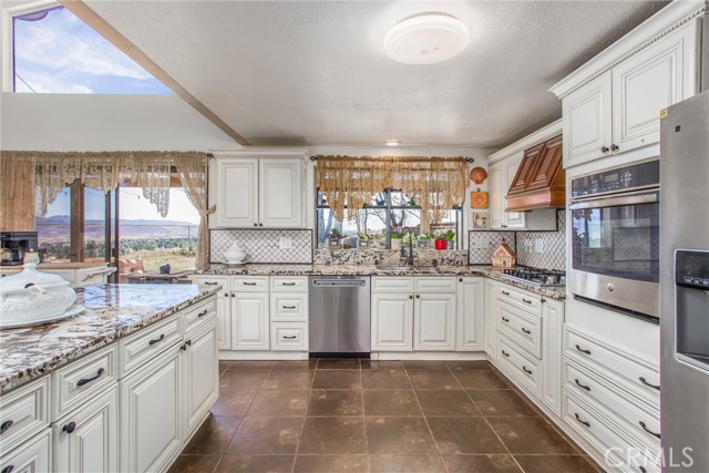 Detail Gallery Image 17 of 56 For 435 W Indian School Ln, Banning,  CA 92220 - 4 Beds | 3 Baths