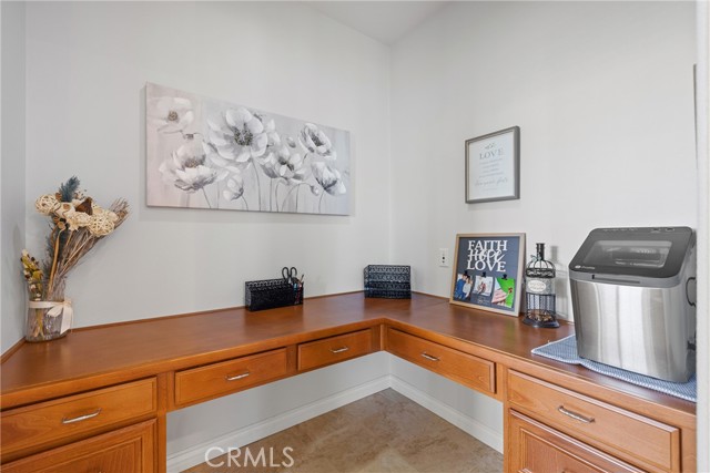 Detail Gallery Image 20 of 55 For 4882 Hawk Ridge Ave, Fontana,  CA 92336 - 4 Beds | 3/1 Baths