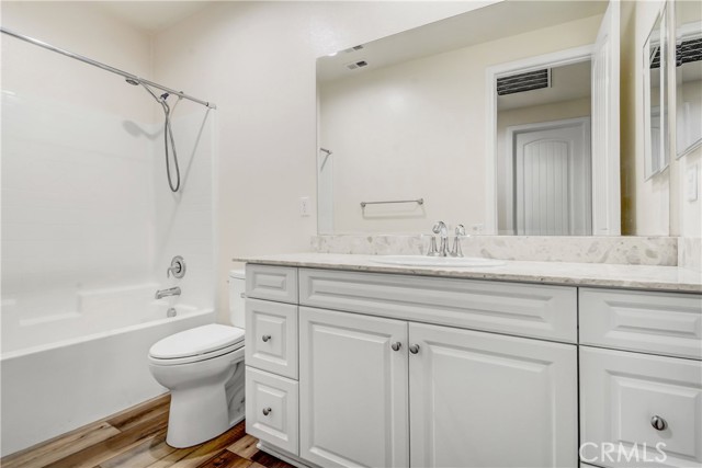 Detail Gallery Image 14 of 16 For 14414 Serenade Dr, Corona,  CA 92880 - 4 Beds | 2/1 Baths