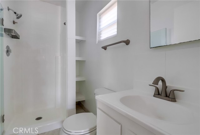 Detail Gallery Image 37 of 39 For 12506 Emelita St, Valley Village,  CA 91607 - 2 Beds | 2 Baths