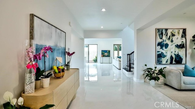 17413 Siena Ln, Fountain Valley CA: https://media.crmls.org/medias/ac755b6d-352e-4fcc-9e06-4bf576df807d.jpg