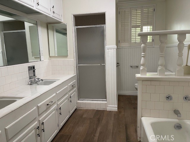 Detail Gallery Image 7 of 19 For 5301 Bluebell Ave, Valley Village,  CA 91607 - 3 Beds | 2 Baths