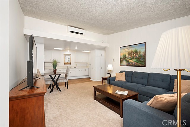 Detail Gallery Image 3 of 24 For 1582 Golden Rain 43j,  Seal Beach,  CA 90740 - 1 Beds | 1 Baths