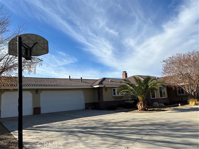 Detail Gallery Image 1 of 3 For 2344 W Avenue M4 St, Palmdale,  CA 93551 - 4 Beds | 2/1 Baths