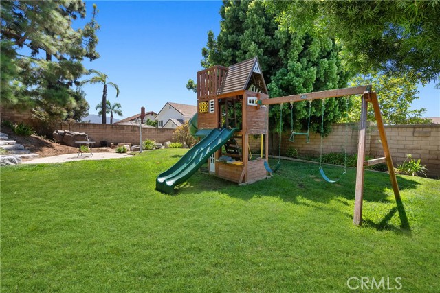 Detail Gallery Image 24 of 28 For 5610 via De Campo, Yorba Linda,  CA 92887 - 4 Beds | 2/1 Baths