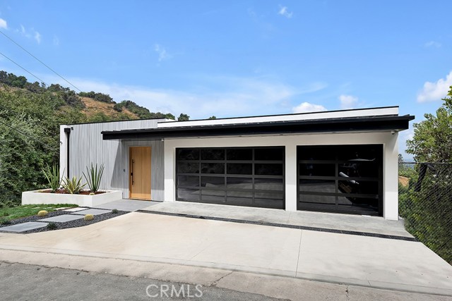 14899 Round Valley, Sherman Oaks CA: https://media.crmls.org/medias/ac77996f-1817-4dd1-a6c5-1765d827d575.jpg